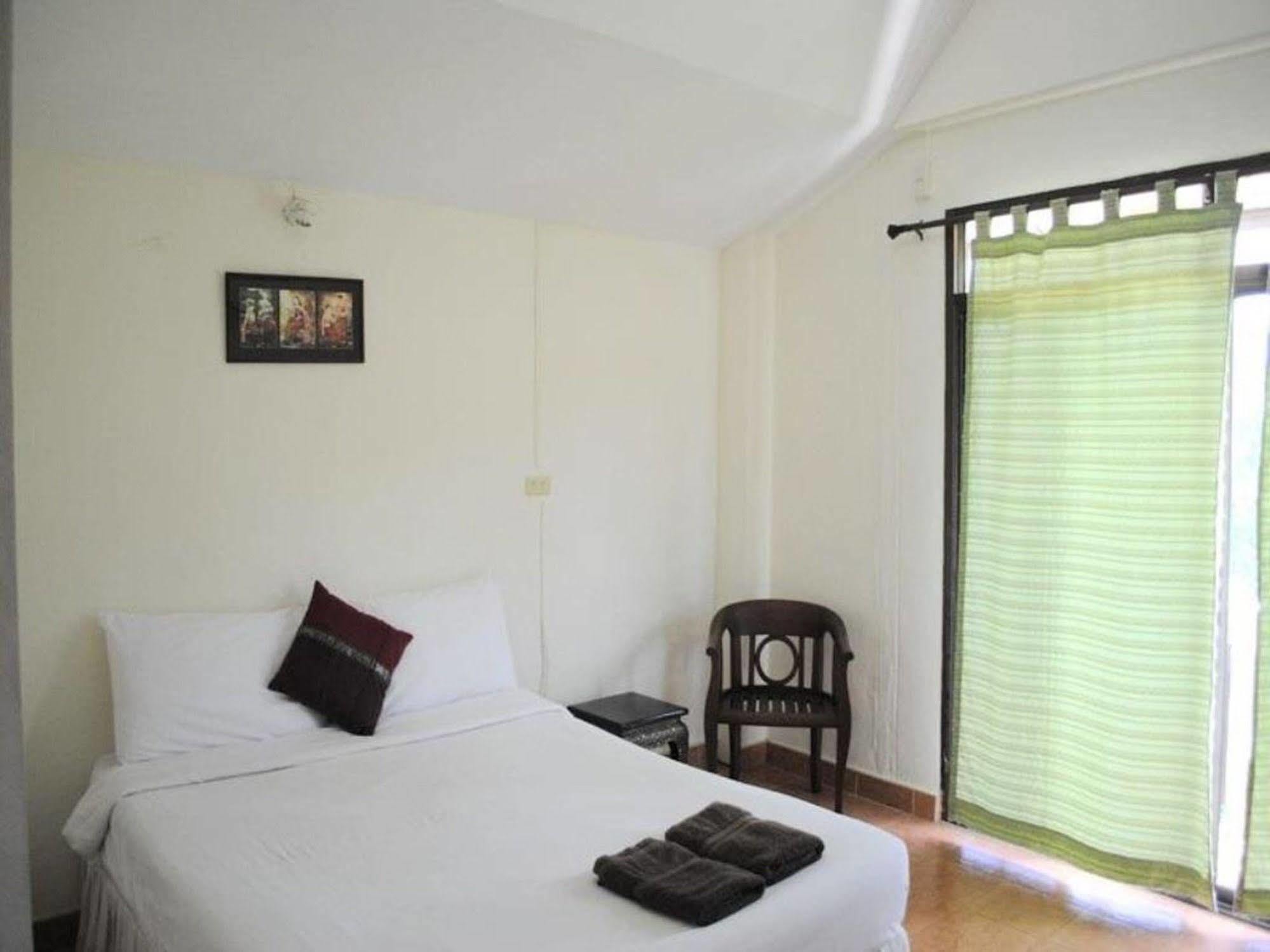 Sunny Guest House Ко Самуи Екстериор снимка