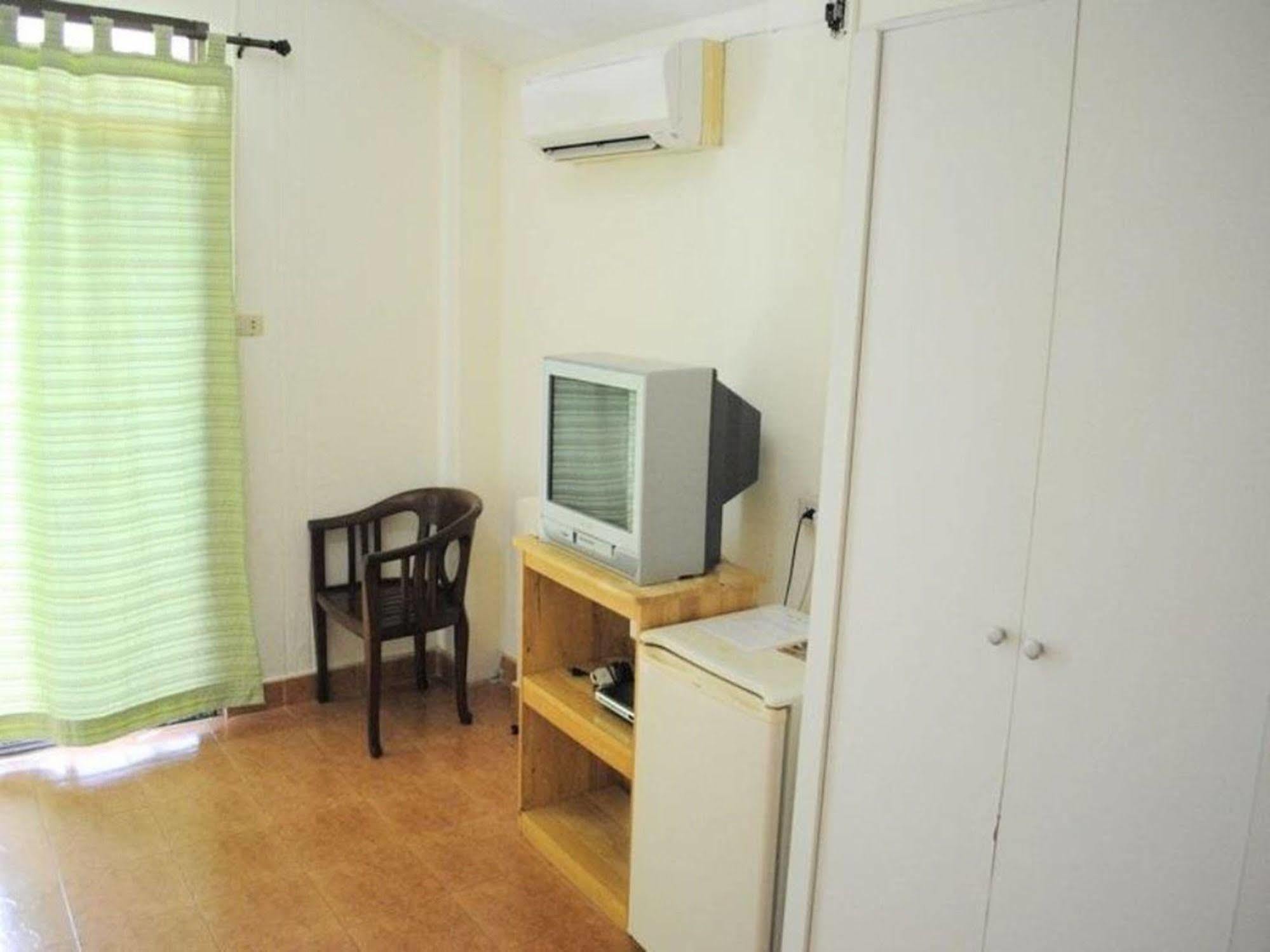Sunny Guest House Ко Самуи Екстериор снимка